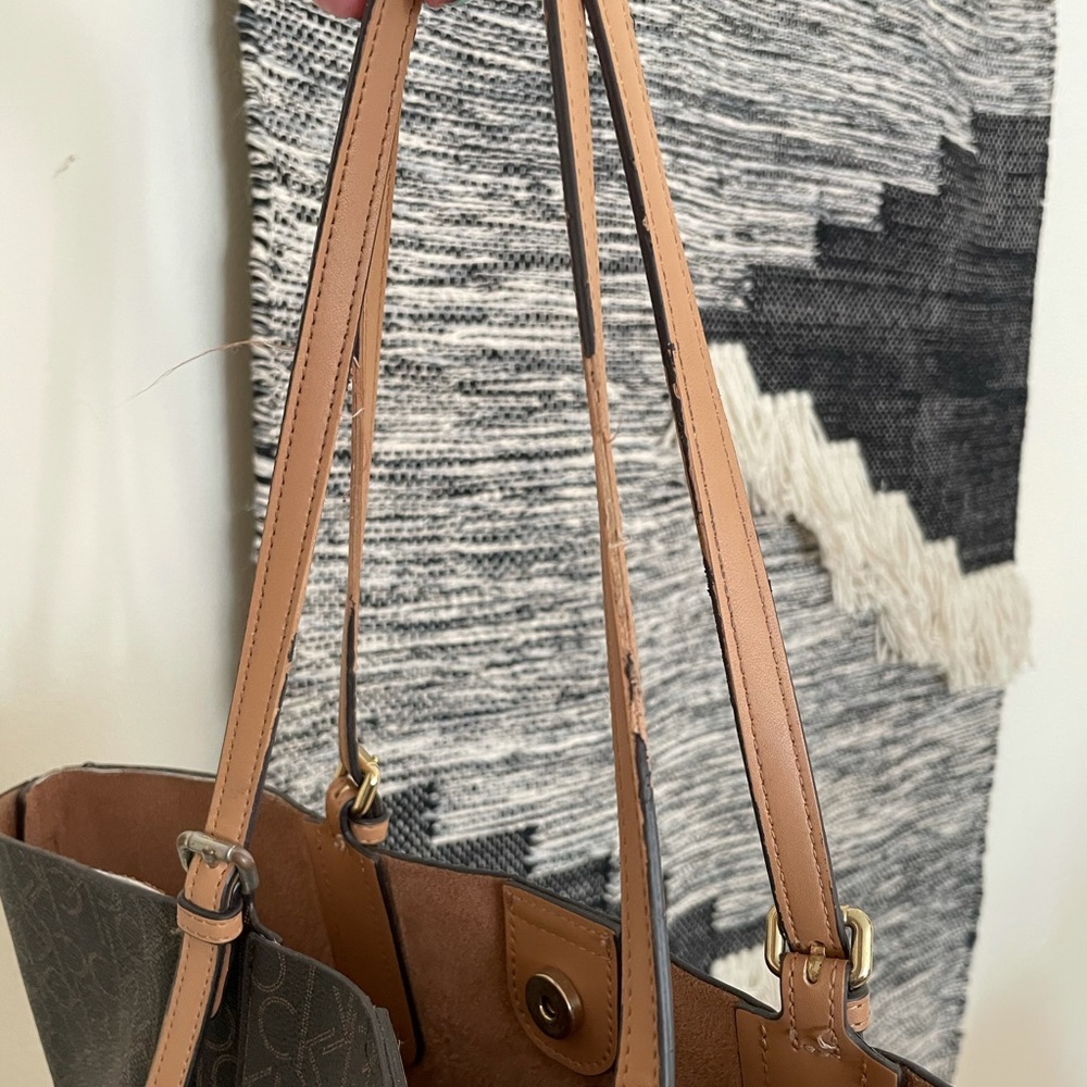 Calvin Klein bag - Picture 2 of 4